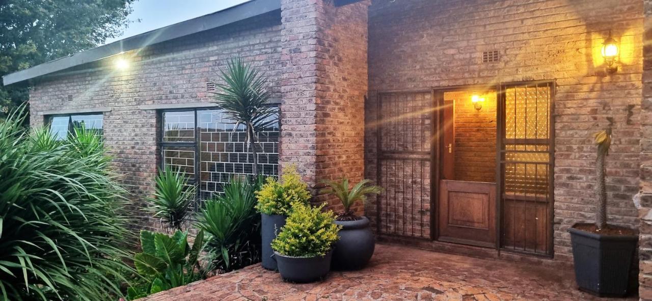 Rand Self-Catering Accommodation Carolina 外观 照片